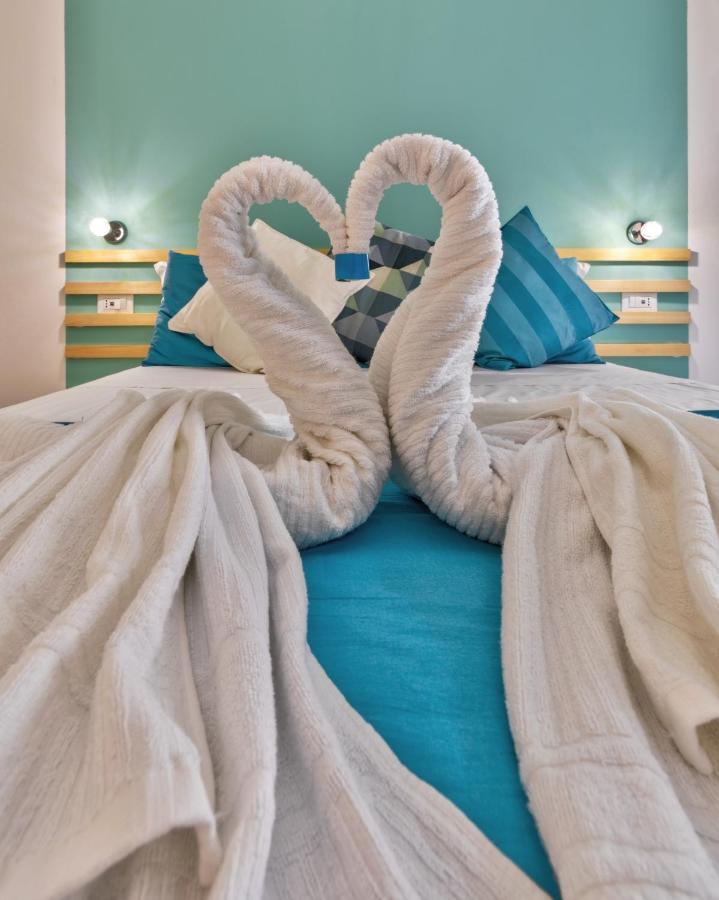 Sofia Holiday Hotel Riomaggiore Bagian luar foto