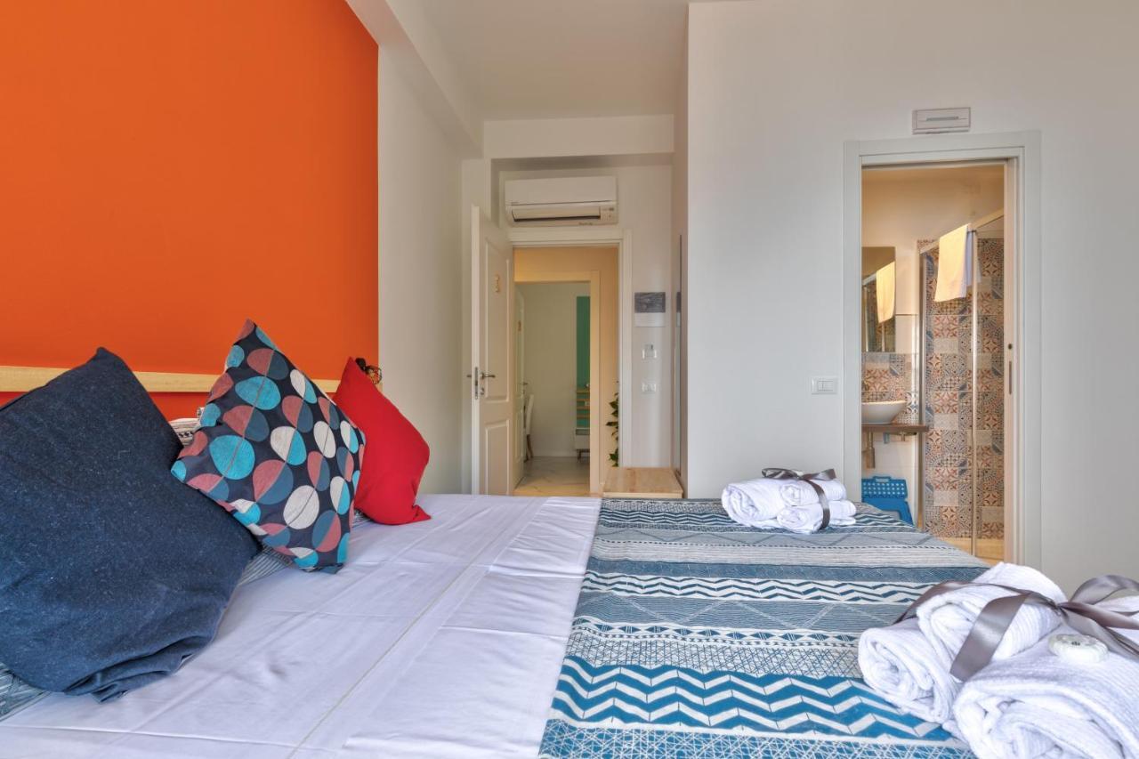 Sofia Holiday Hotel Riomaggiore Bagian luar foto