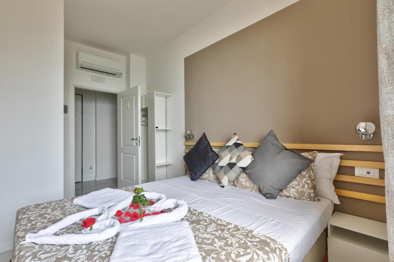 Sofia Holiday Hotel Riomaggiore Bagian luar foto